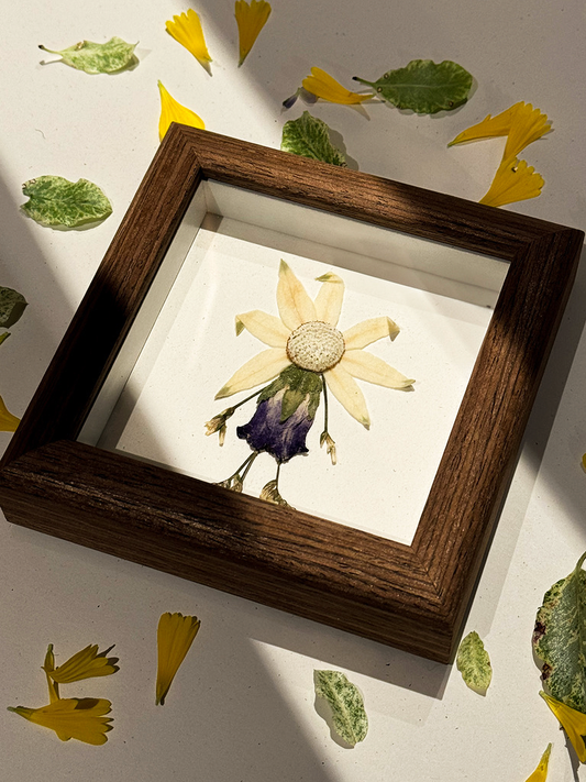 Petite Pressed Pixie 002