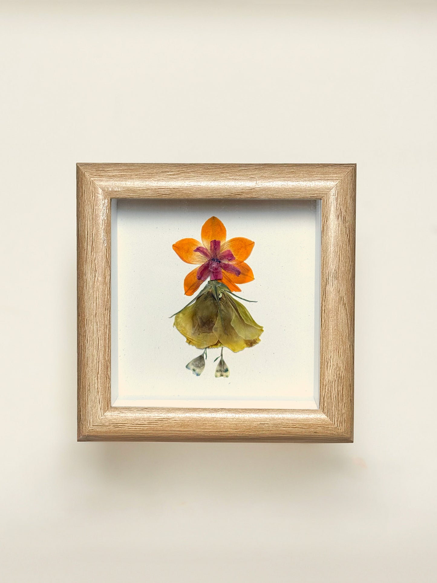 Petite Pressed Pixie 019