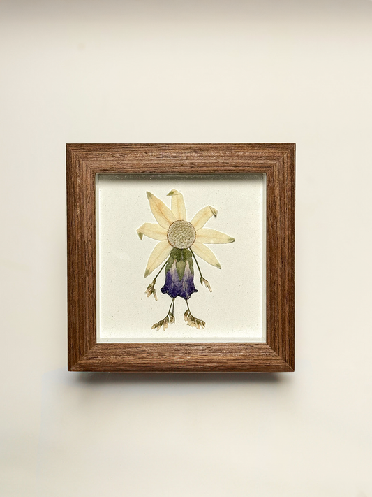 Petite Pressed Pixie 002