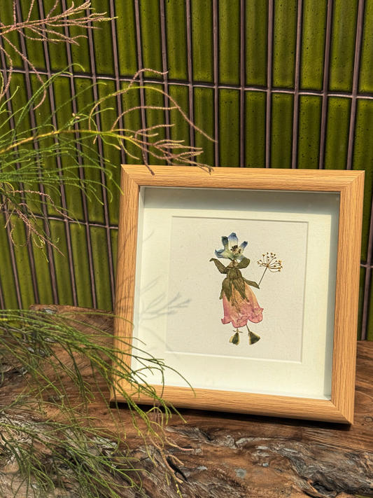 Petite Pressed Pixie 023