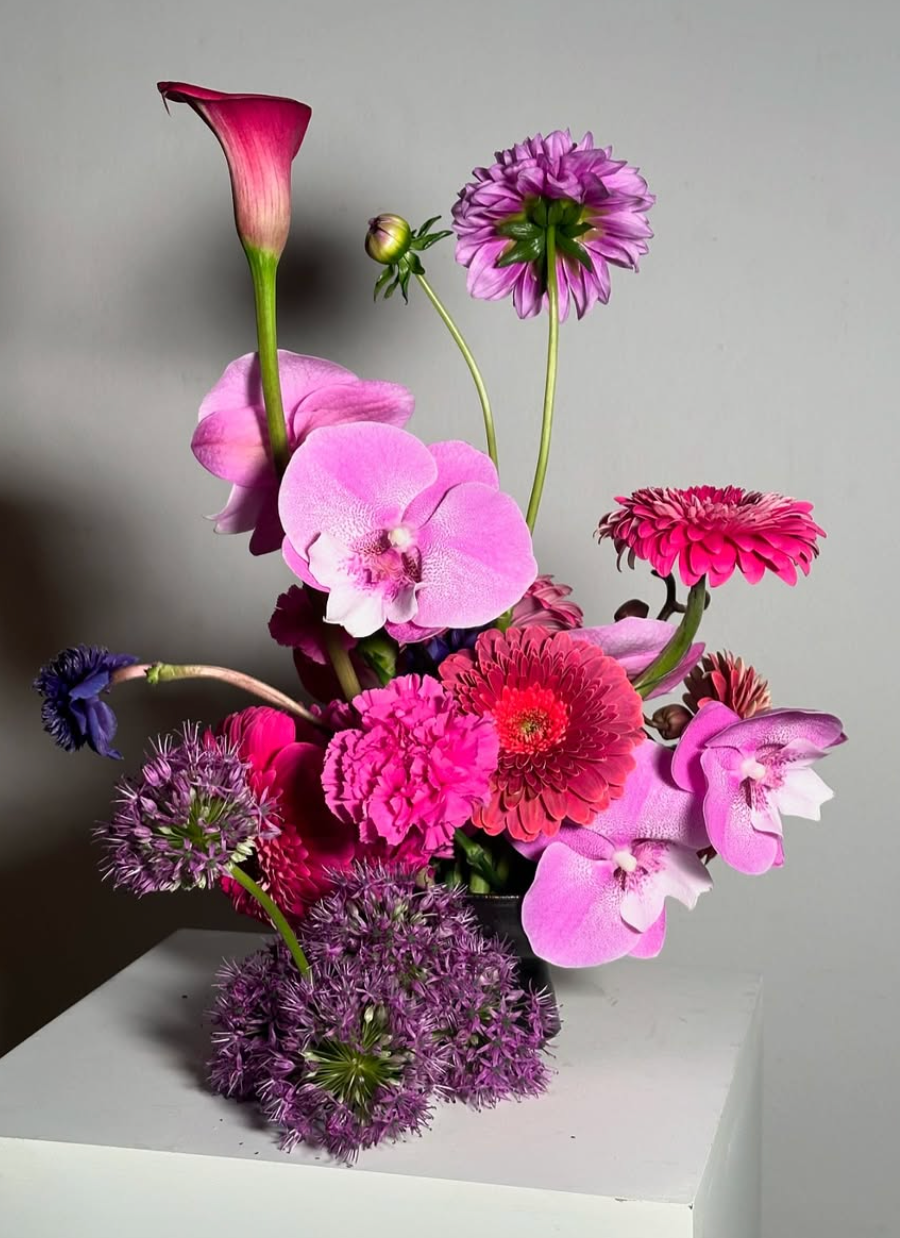 Sculpting with Flowers: Contemporary Floral Sculpture Workshop